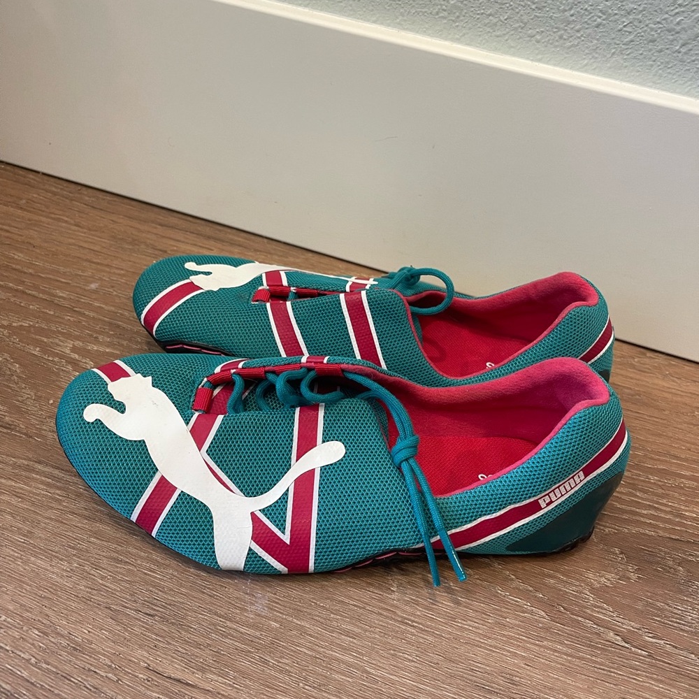 Puma lightweight running shoes women